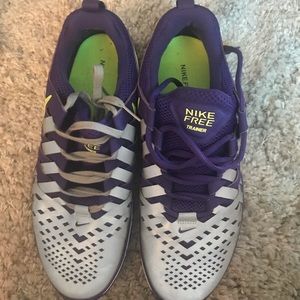 Men’s Nike reflective running shoes size 10